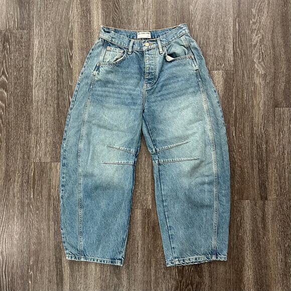 NWOT We The Free Lucky You Mid Rise Barrel Jeans 25 Short Kismet Cropped Denim - Picture 2 of 16